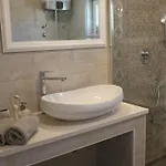 & Tisno Апартаменты