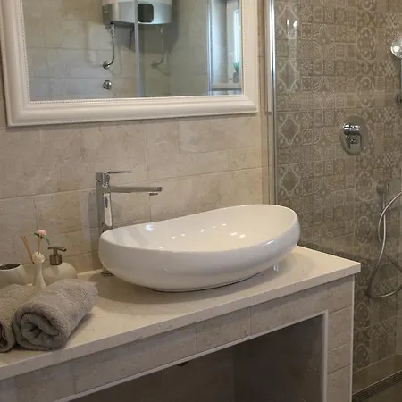 & Tisno Apartment