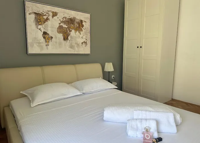 & Tisno Διαμέρισμα *